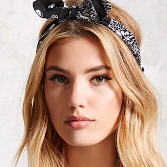 🌟HP🌟Forever 21 Black Bandana Headwrap - Picture 2 of 5